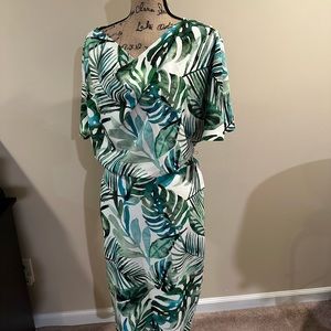 Very lovely green and white print dress for summer.